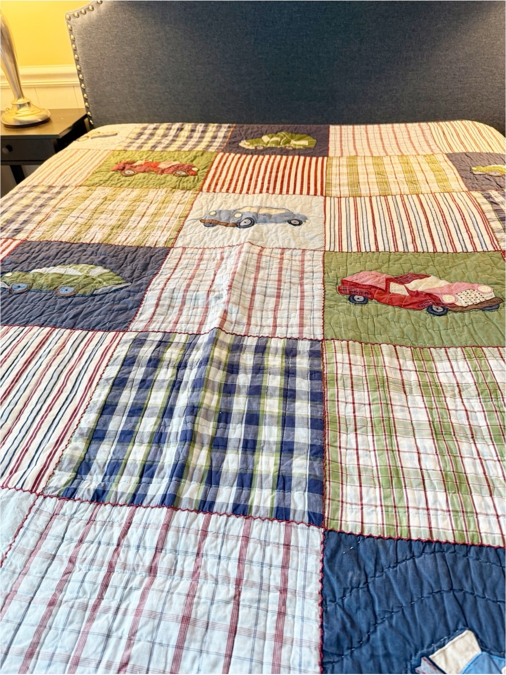 Pottery Barn Kids Twin Quilt - Vintage Cars - Picture 4 of 7